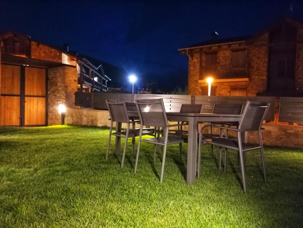 Apartament "Enclau" Turismo Rural Cal Rialla Llivia Exterior photo